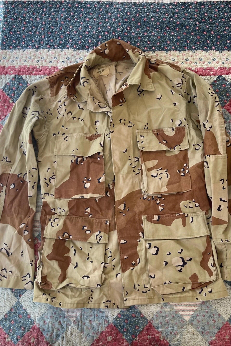 Vintage US Army Coat Men’s Sz XS Desert Chocolate Chip Camo Combat Jacket